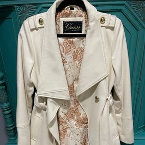 Guess Creme/White Peacoat